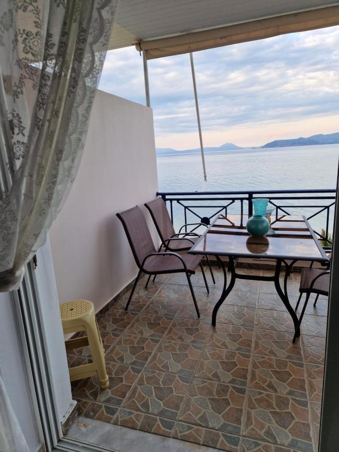 Korinthian Sea View Apartment Nerantza Exterior photo