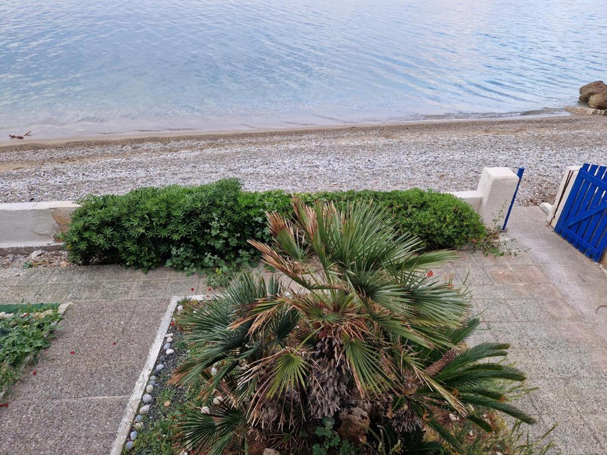 Korinthian Sea View Apartment Nerantza Exterior photo