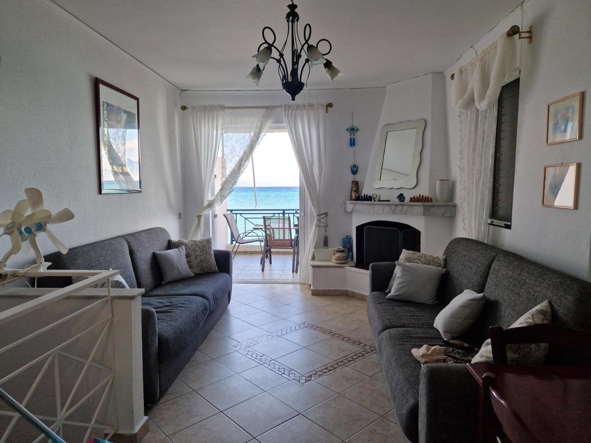 Korinthian Sea View Apartment Nerantza Exterior photo