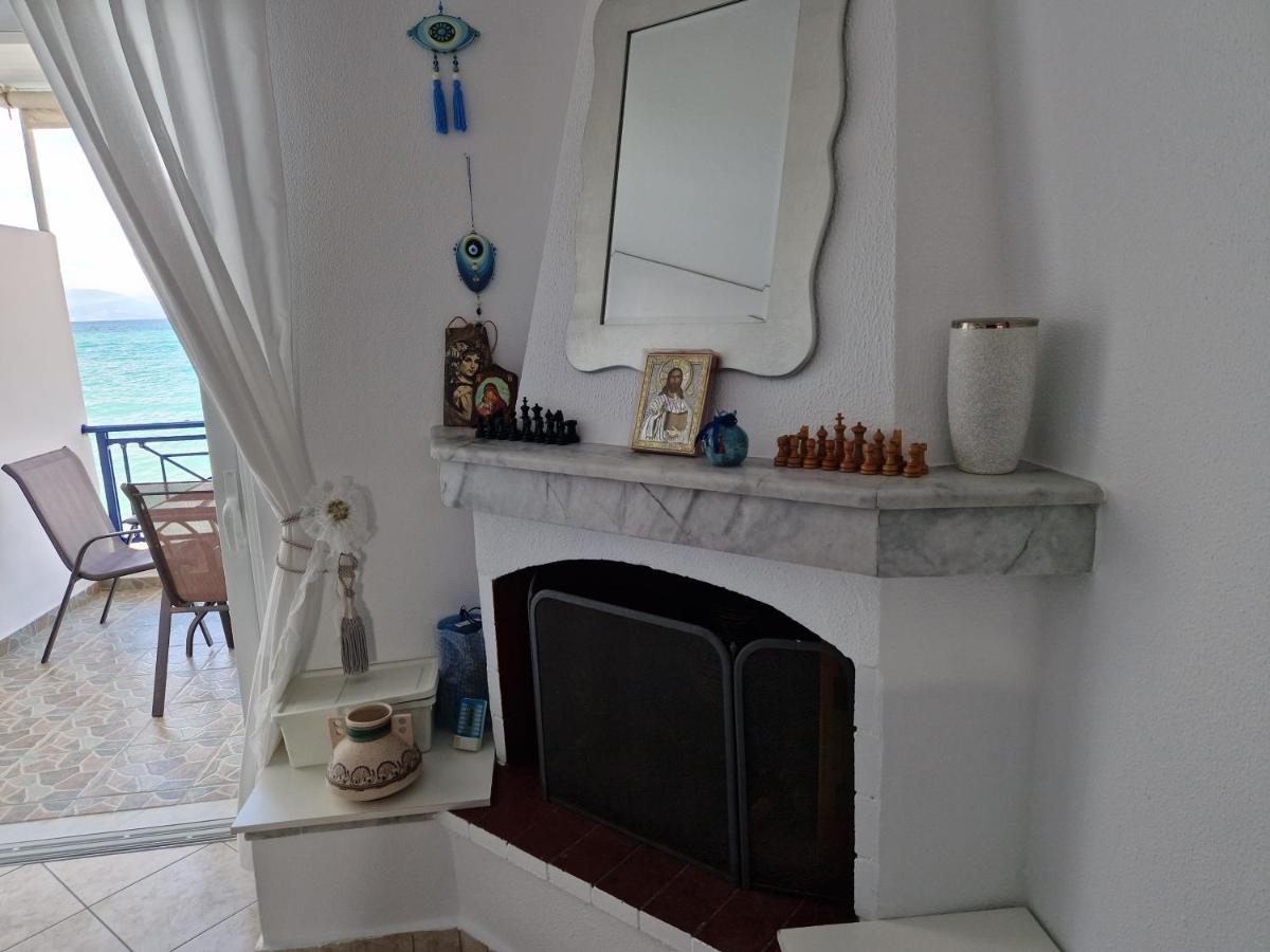 Korinthian Sea View Apartment Nerantza Exterior photo